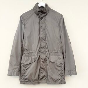 Gucci men’s Nylon Windbreaker Jacket Silver Gray